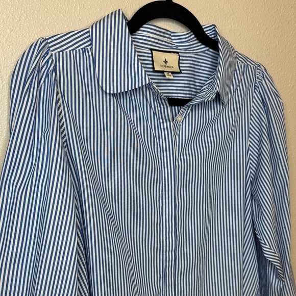 Tuckernuck Classic Blue White Striped Button down Preppy Round Collar - Medium - Picture 7 of 14